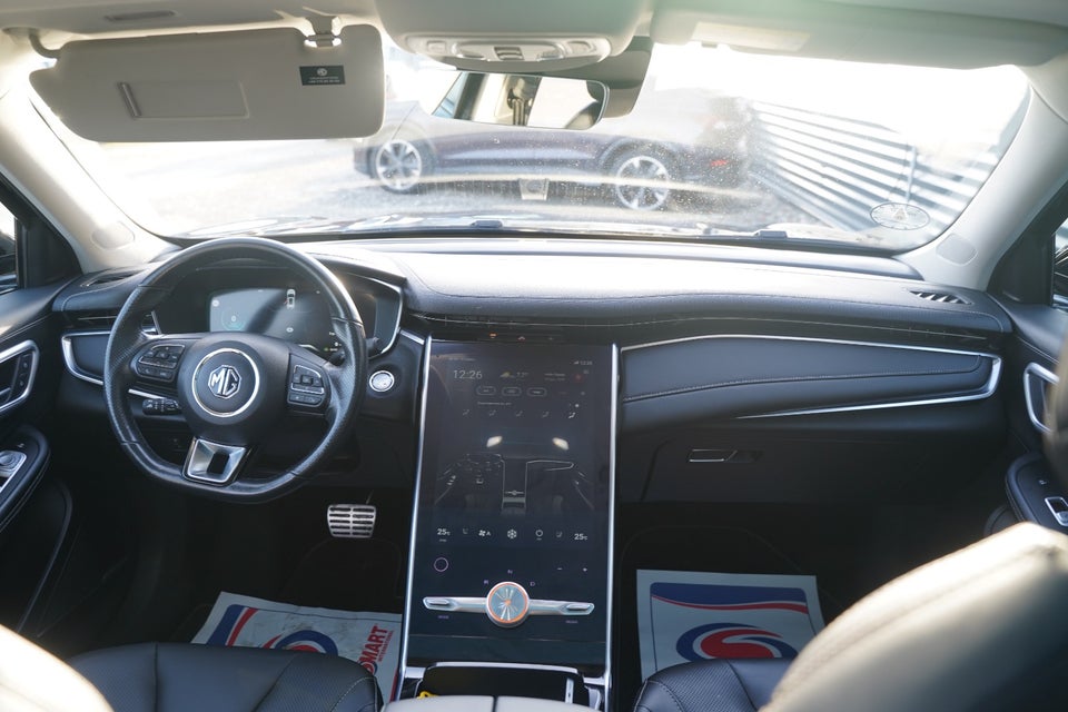 MG Marvel R Luxury 5d