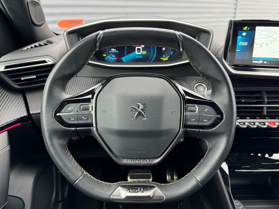 Peugeot e-2008 50 GT 5d