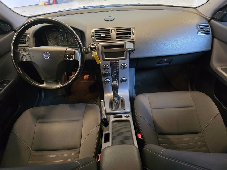 Volvo V50 1,6  5d