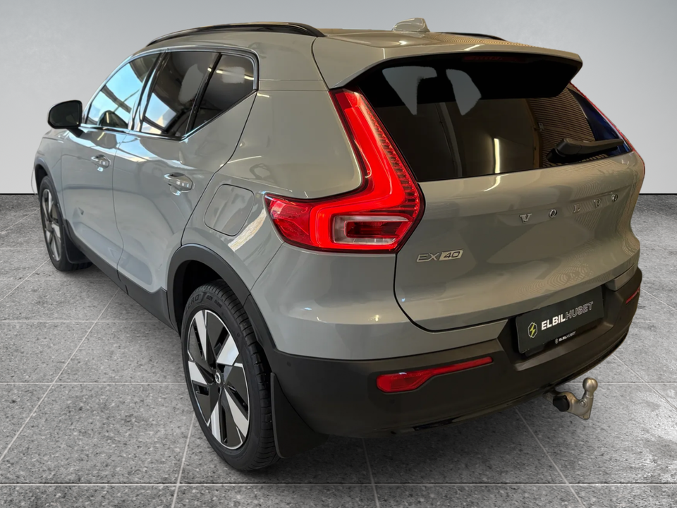 Volvo EX40 Extended Range Core 5d