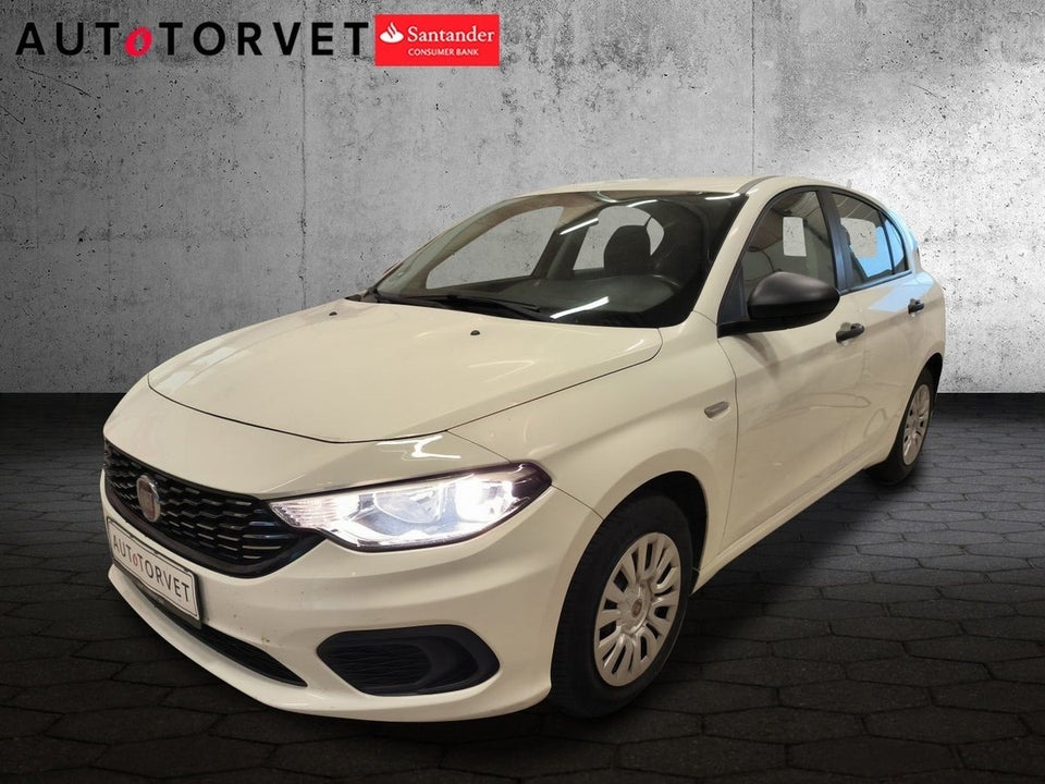 Fiat Tipo 1,4 16V Pop 5d