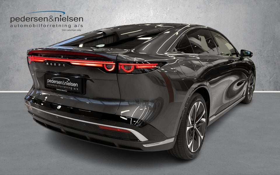 Mazda 6e Takumi+ Long Range 5d