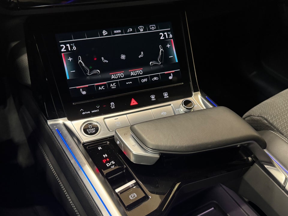 Audi e-tron 55 S-line Sportback quattro 5d