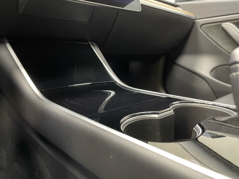 Tesla Model 3 Long Range AWD 4d