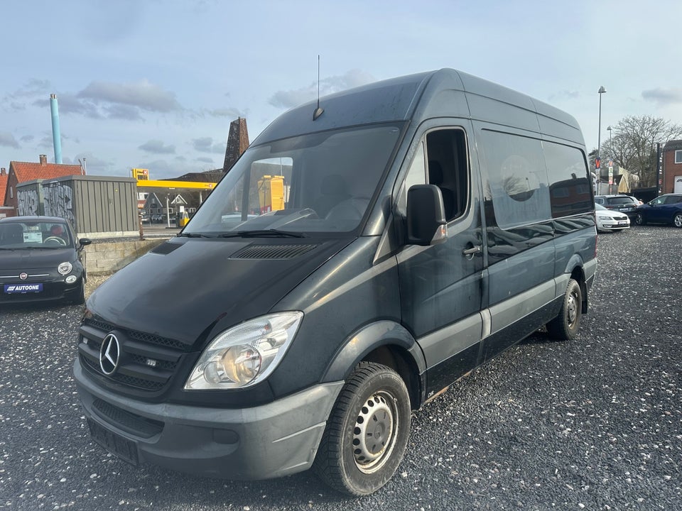 Mercedes Sprinter 216 2,2 CDi R2 Kassevogn 5d