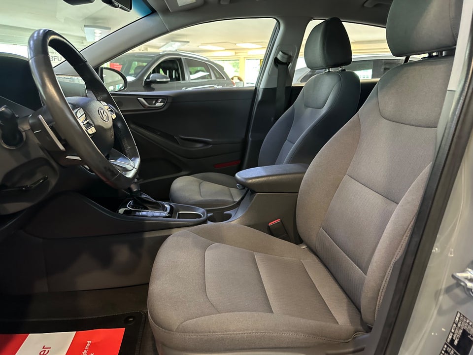 Hyundai Ioniq 1,6 PHEV Premium DCT 5d