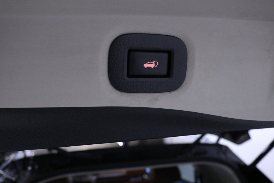 Nissan X-Trail 1,6 dCi 130 Tekna X-tr. 7prs 5d