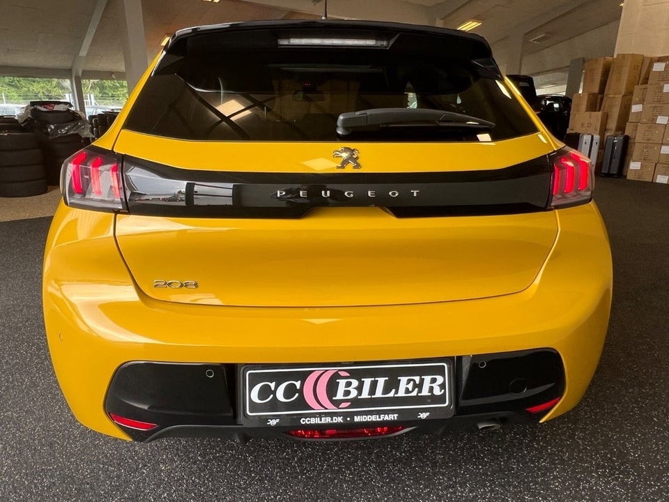 Peugeot 208 1,2 PureTech 100 Allure Sky 5d