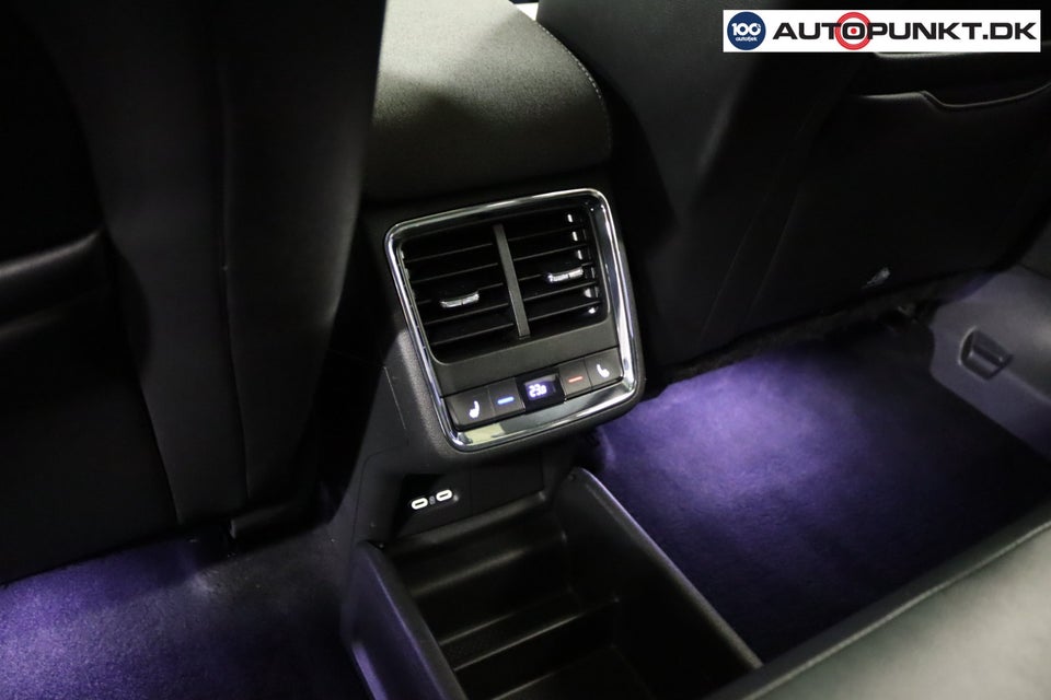 Skoda Enyaq 80 iV Plus 5d