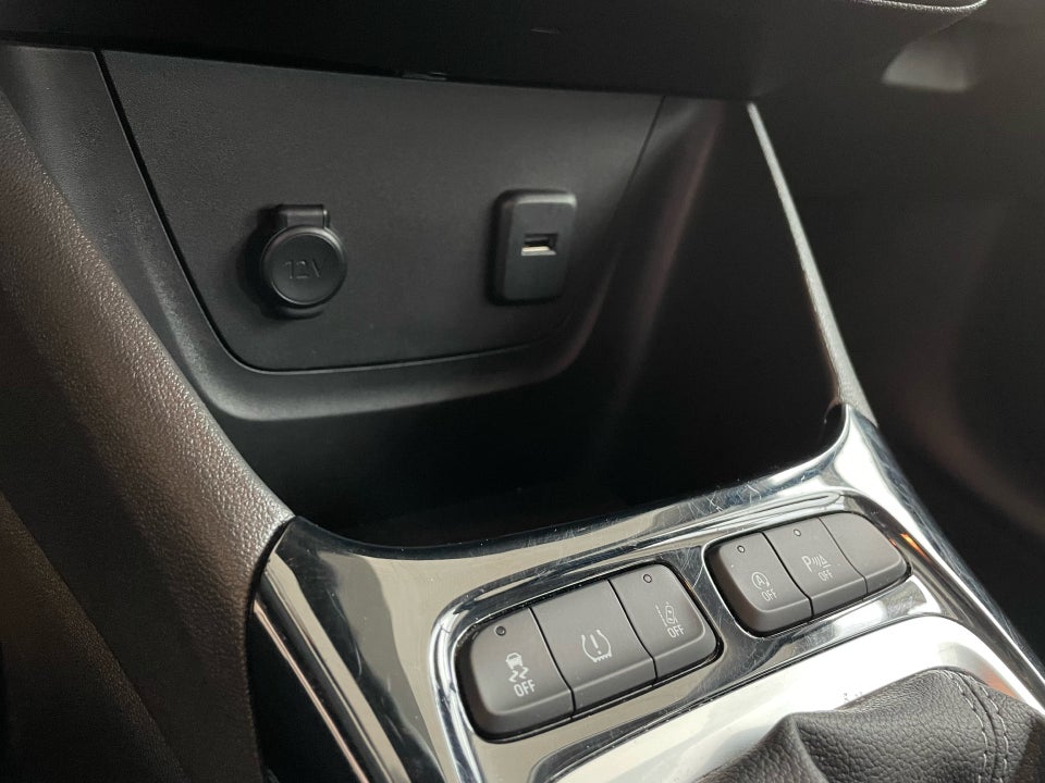 Opel Crossland 1,2 Sport 5d