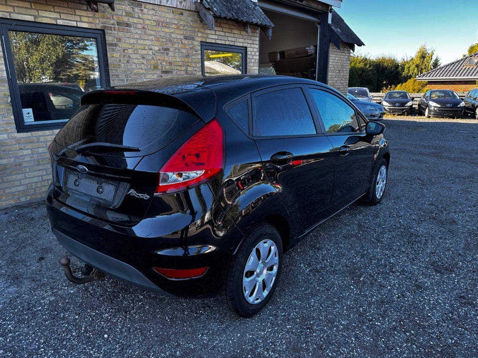 Ford Fiesta 1,4 Trend 5d