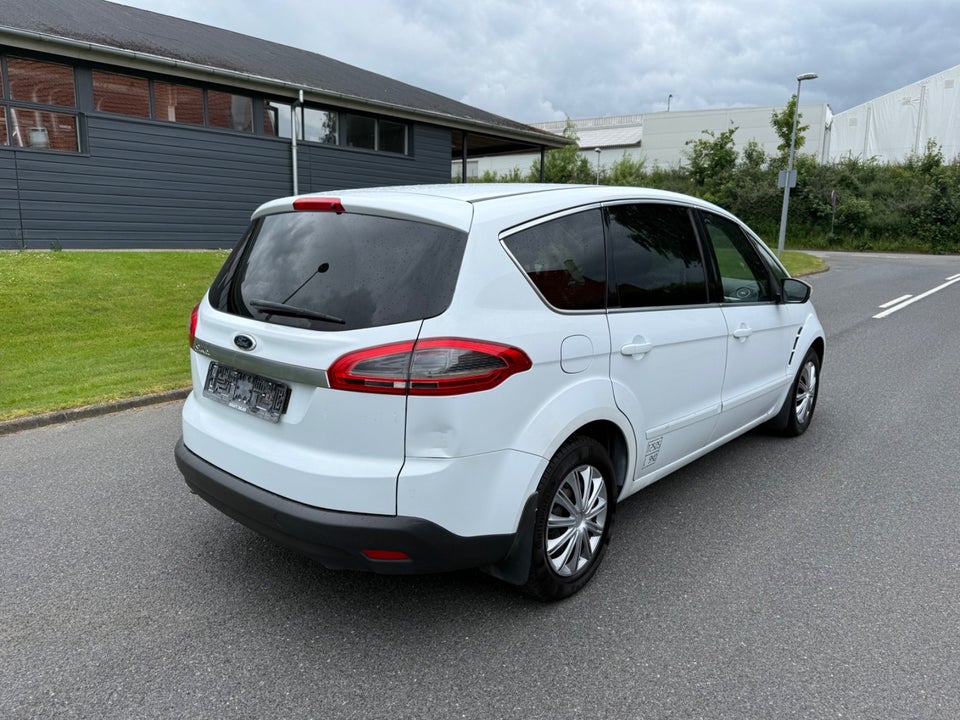Ford S-MAX 2,0 TDCi 140 Titanium Van 5d