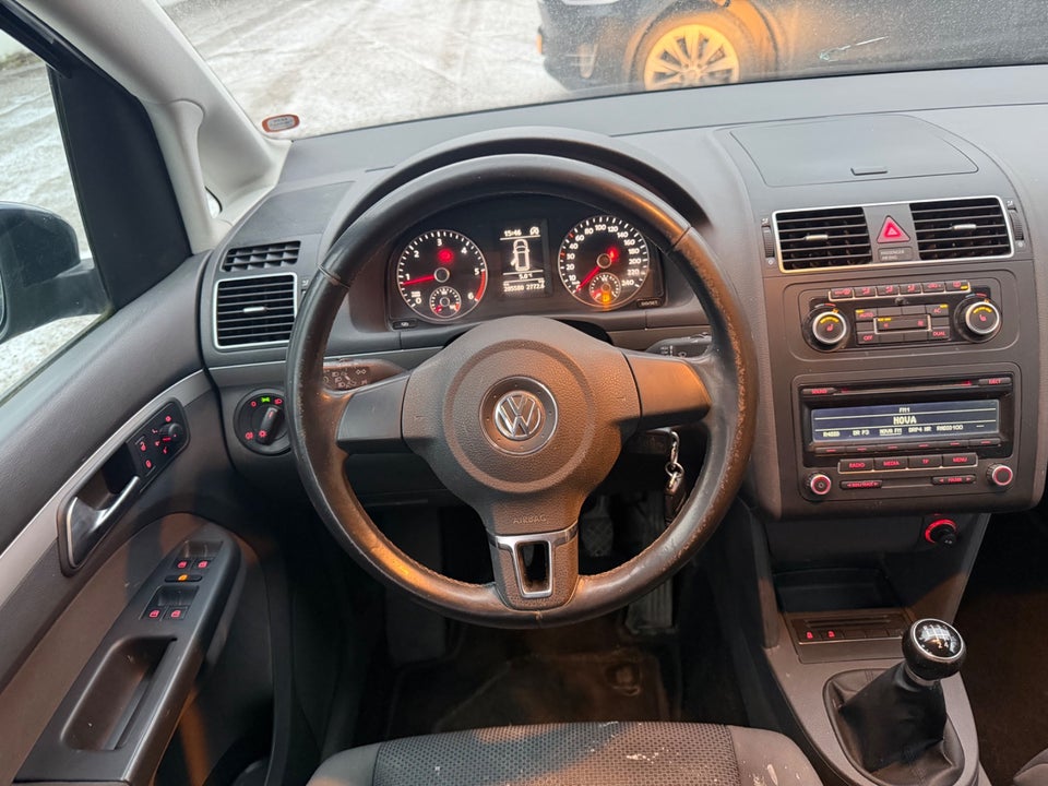 VW Touran 1,6 TDi 105 Comfortline BMT Van 5d