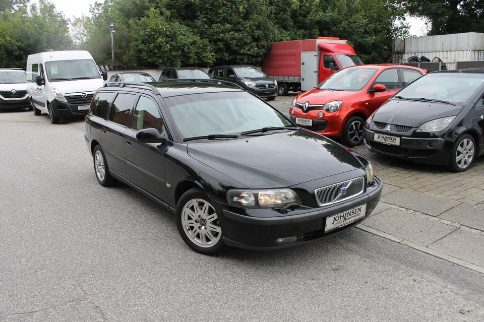 Volvo V70 2,4 20V 5d