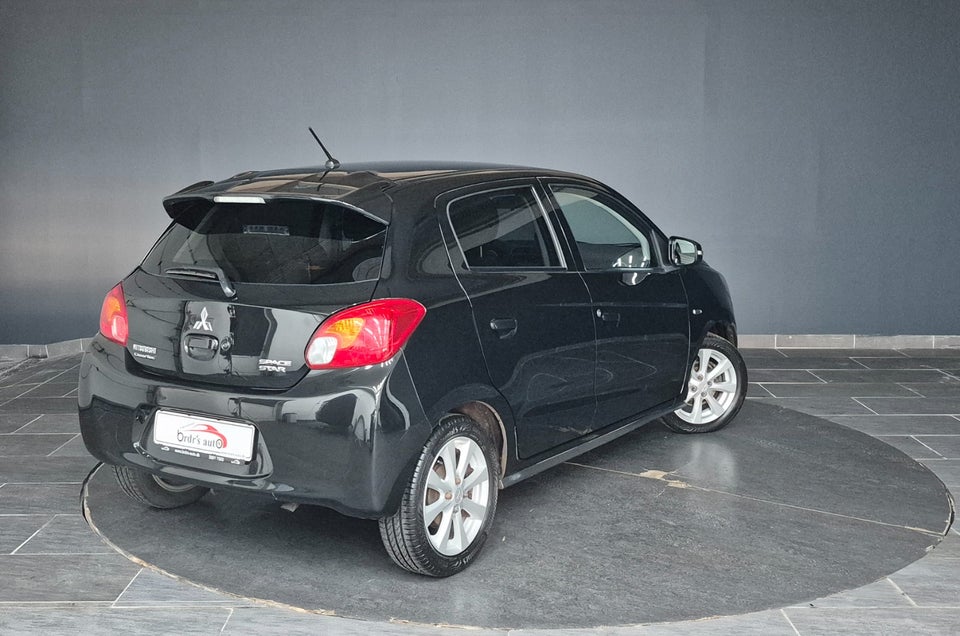 Mitsubishi Space Star 1,2 Limited CVT 5d