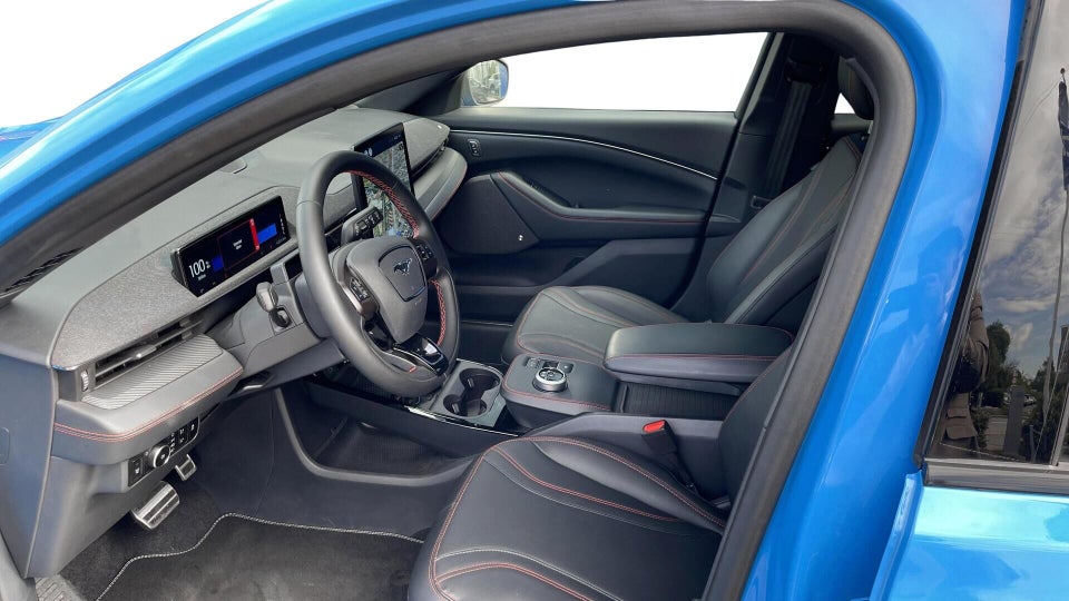 Ford Mustang Mach-E 75 Premium Standard Range AWD 5d