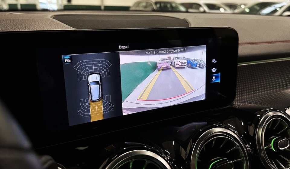 Mercedes EQB300 AMG Line 4Matic 5d