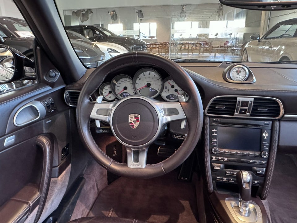 Porsche 911 Carrera 4S 3,8 Cabriolet PDK 2d