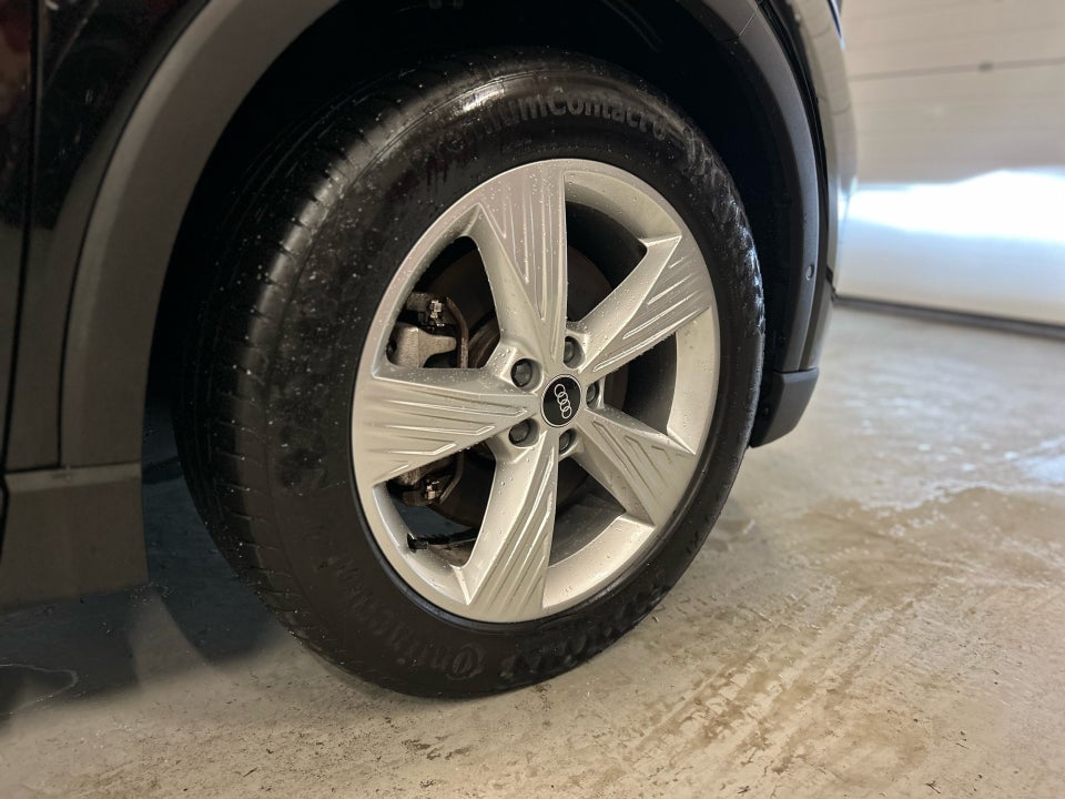 Audi Q4 e-tron 40 S-line 5d