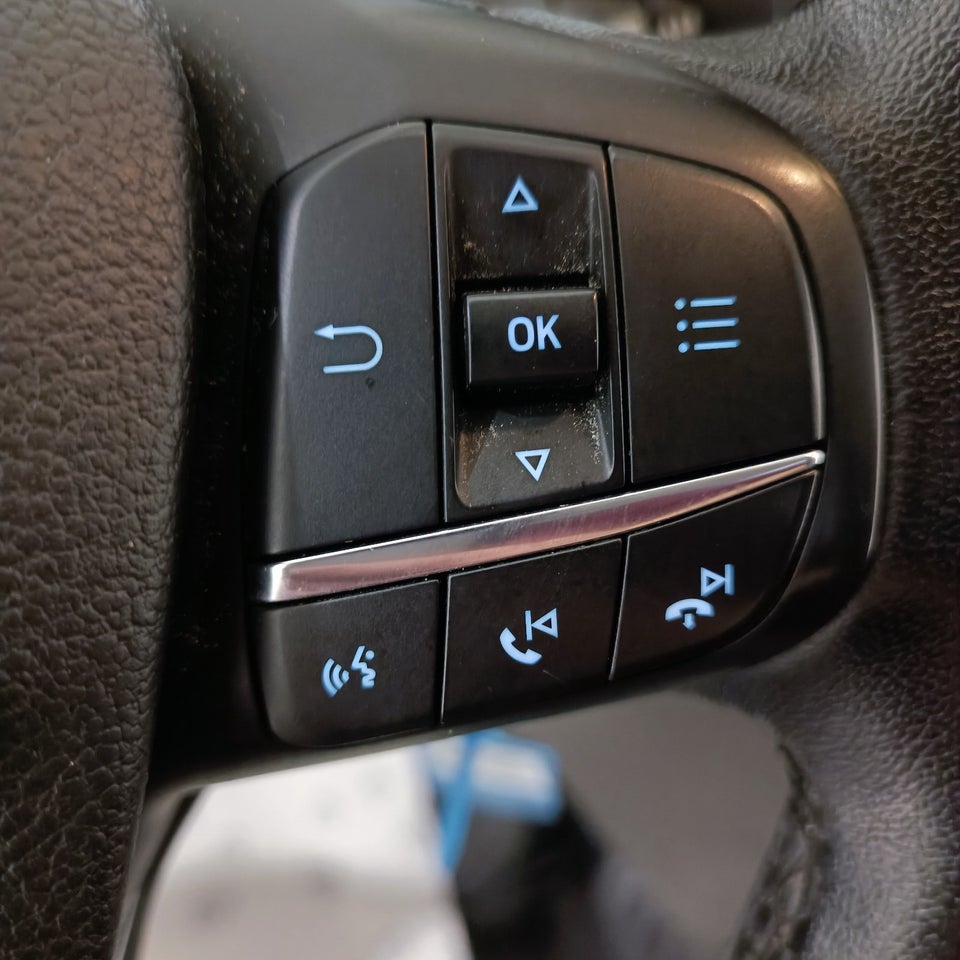 Ford Transit Custom 320 L2 2,0 TDCi 130 Trend