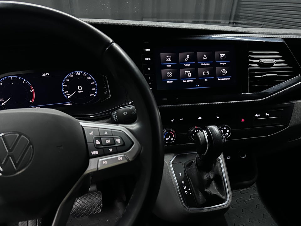 VW Transporter 2,0 TDi 150 Kassevogn DSG lang