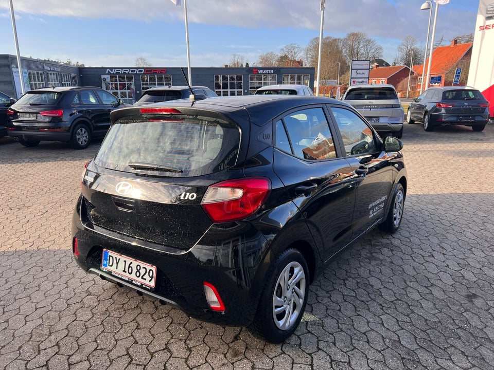 Hyundai i10 1,0 MPi Essential 5d
