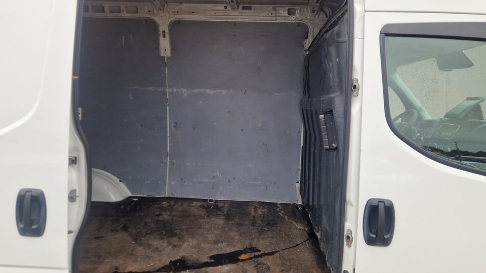 Iveco Daily 3,0 35S18 12m³ Van AG8