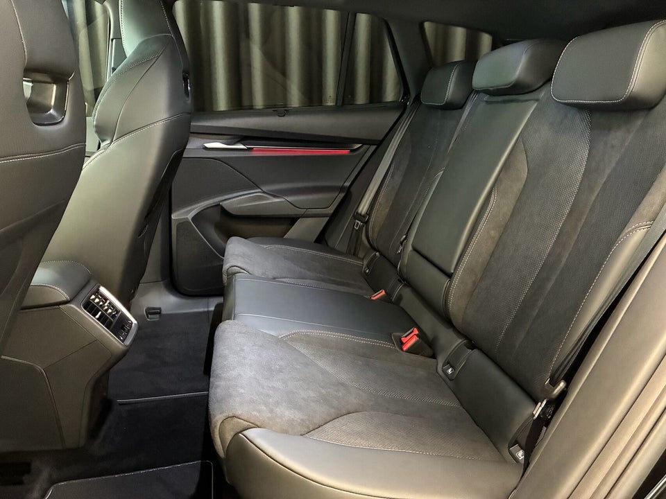 Skoda Enyaq 85x iV Sportline 5d
