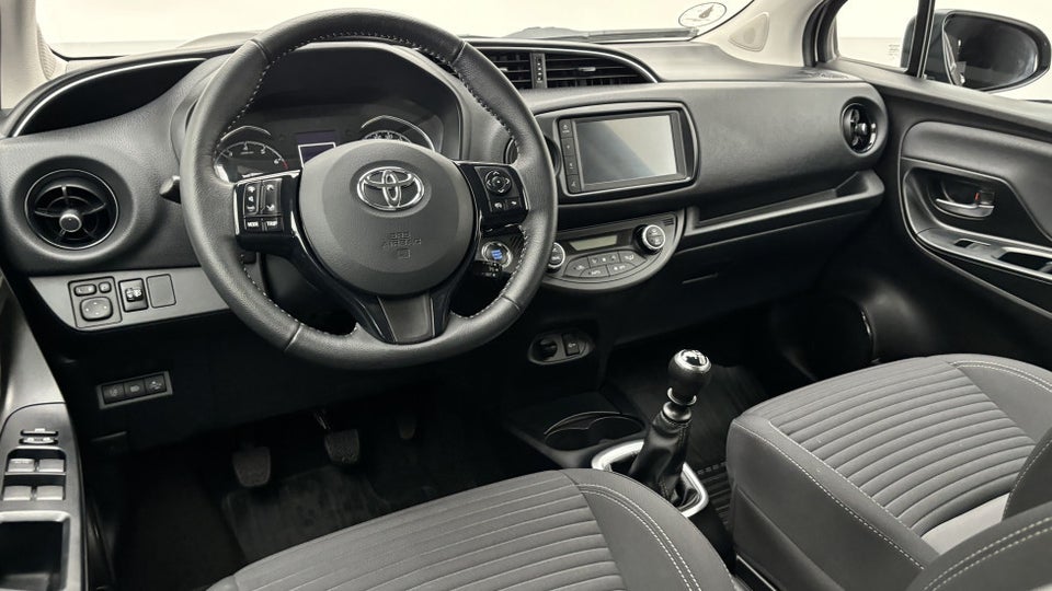 Toyota Yaris 1,5 VVT-iE T2 Limited 5d