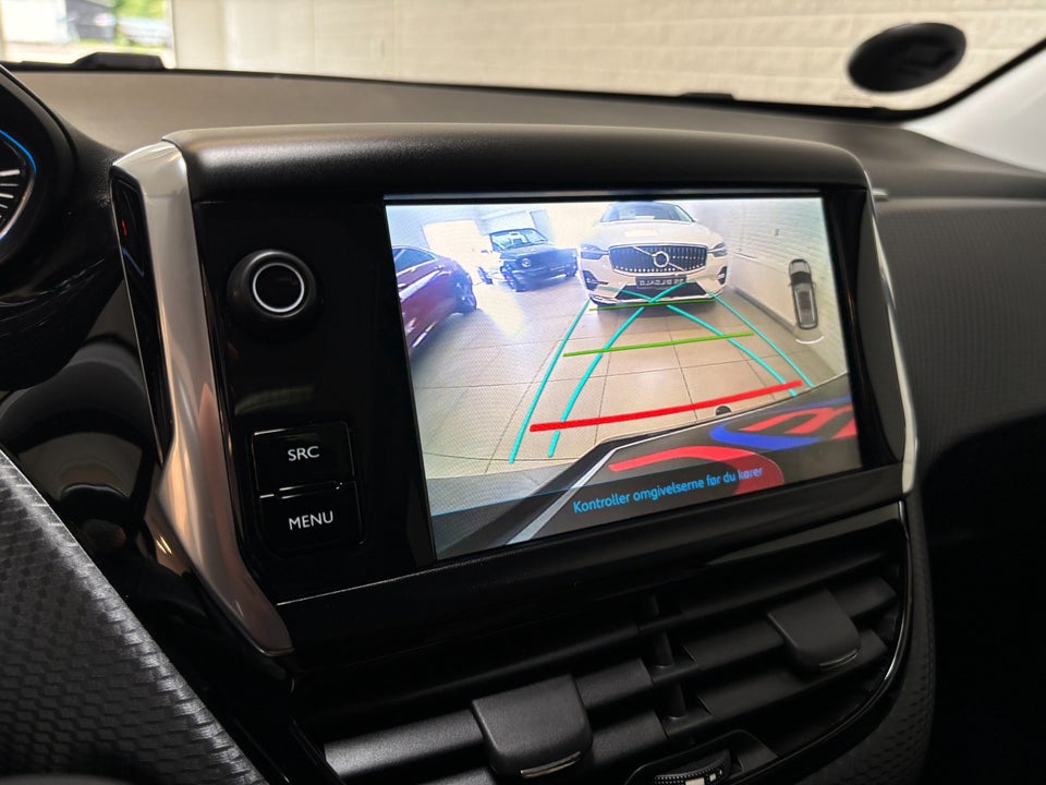 Peugeot 2008 1,5 BlueHDi 100 Allure Sky 5d