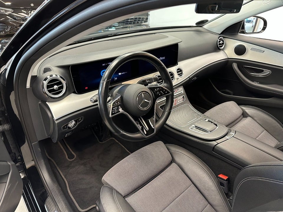 Mercedes E300 de 2,0 Business stc. aut. 5d