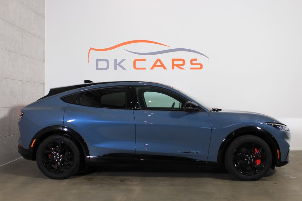 Ford Mustang Mach-E 98 Premium Extended Range 5d