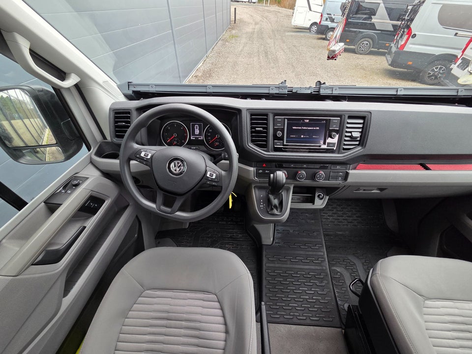 VW Grand California 2,0 TDi 177 680 aut.
