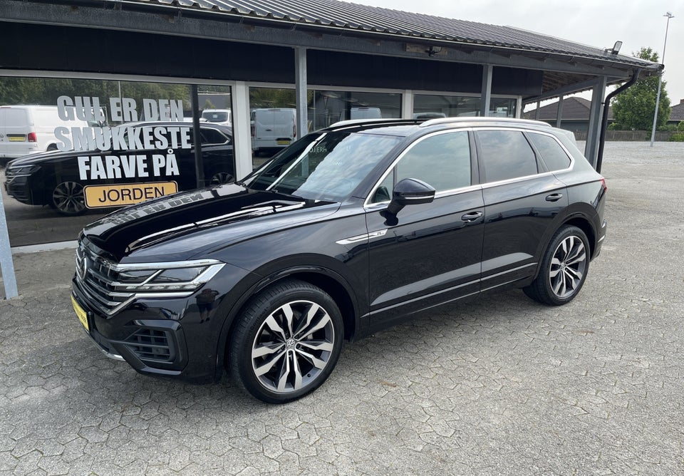 VW Touareg 3,0 TDi 286 R-line aut. 4Motion Van 5d