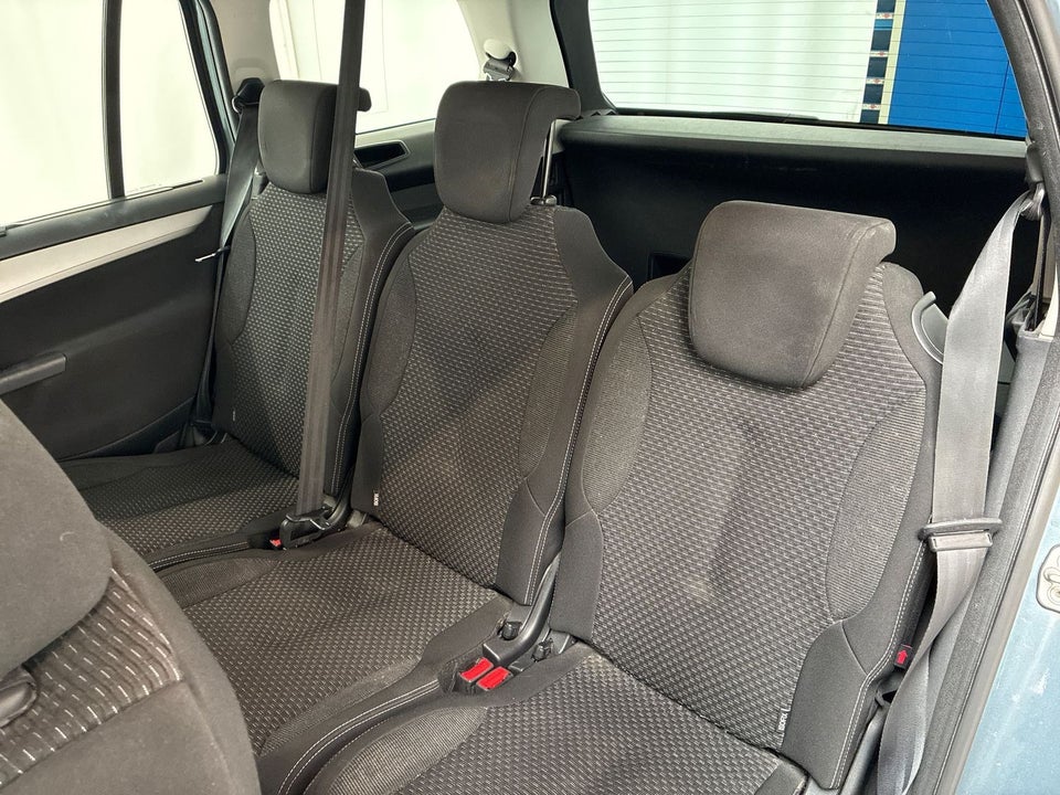 Citroën Grand C4 Picasso 1,8 16V Prestige 7prs 5d