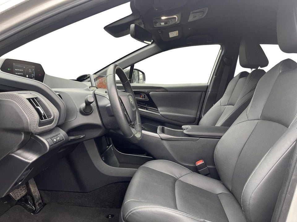 Toyota bZ4X Executive 5d