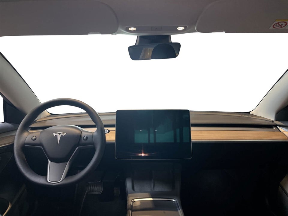 Tesla Model 3 Long Range AWD 4d