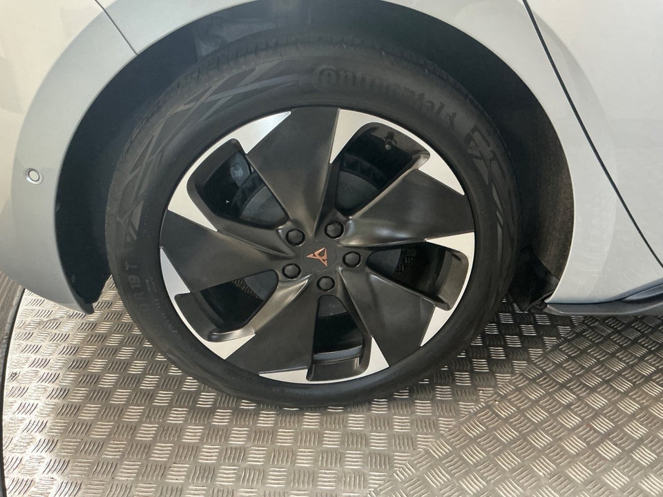 Cupra Born 77 e-Boost Dinamica Pack 5d