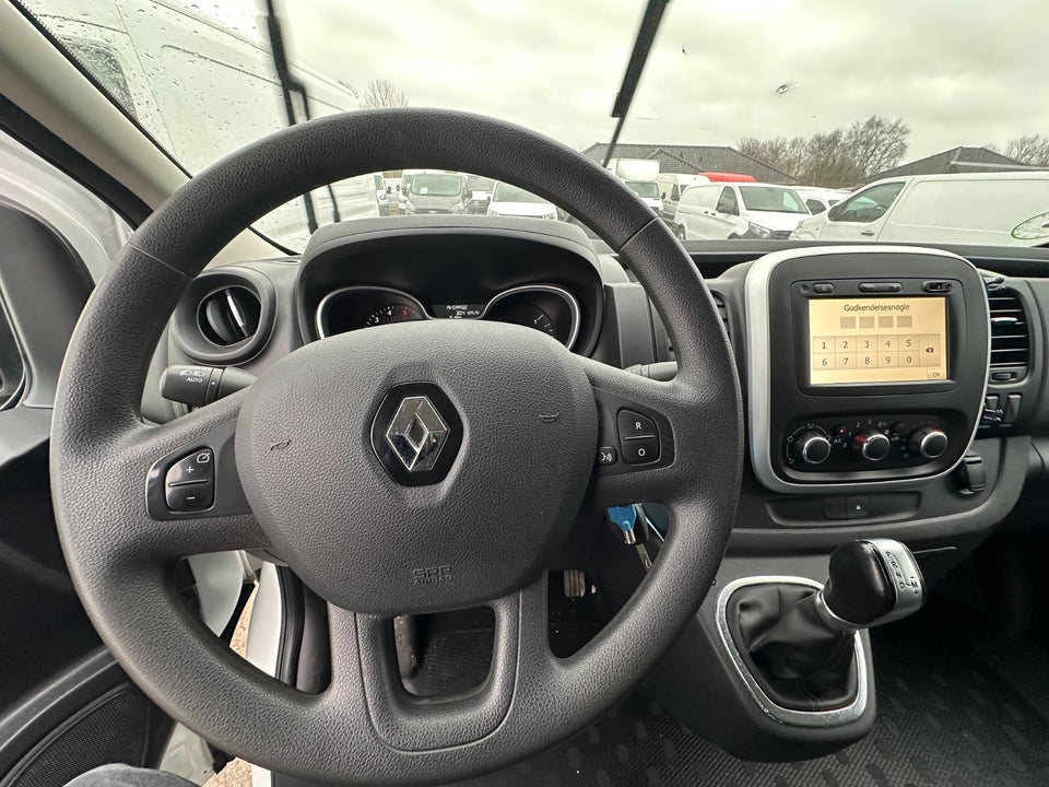 Renault Trafic T29 2,0 dCi 145 L2H1 EDC
