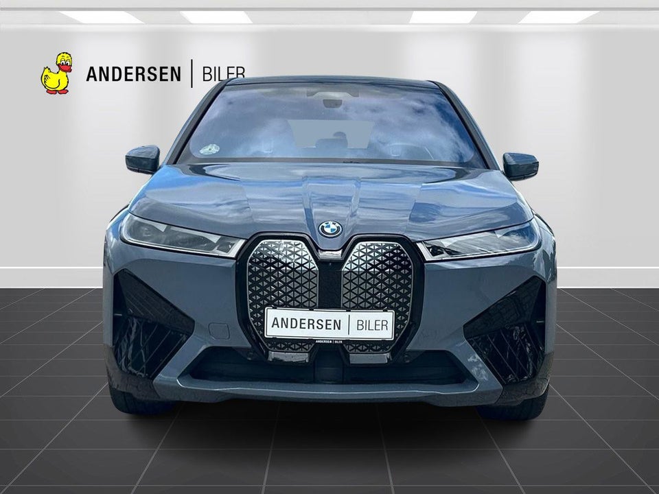 BMW iX xDrive40 5d