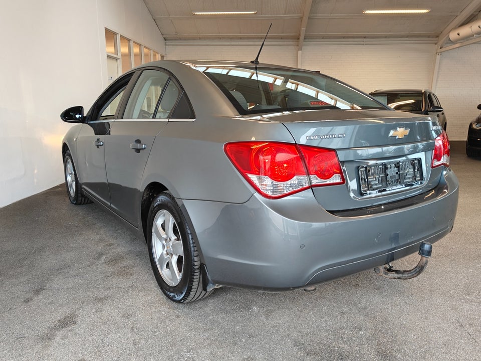 Chevrolet Cruze 1,8 LT 4d