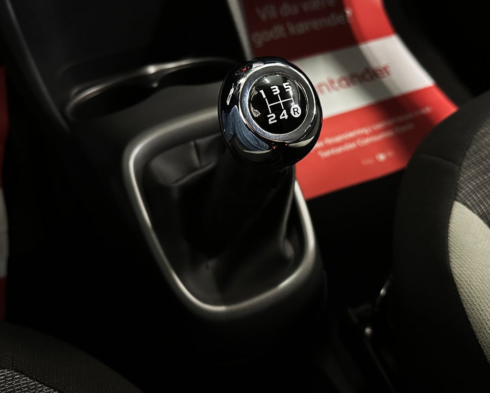 Toyota Aygo 1,0 VVT-i x-press 5d