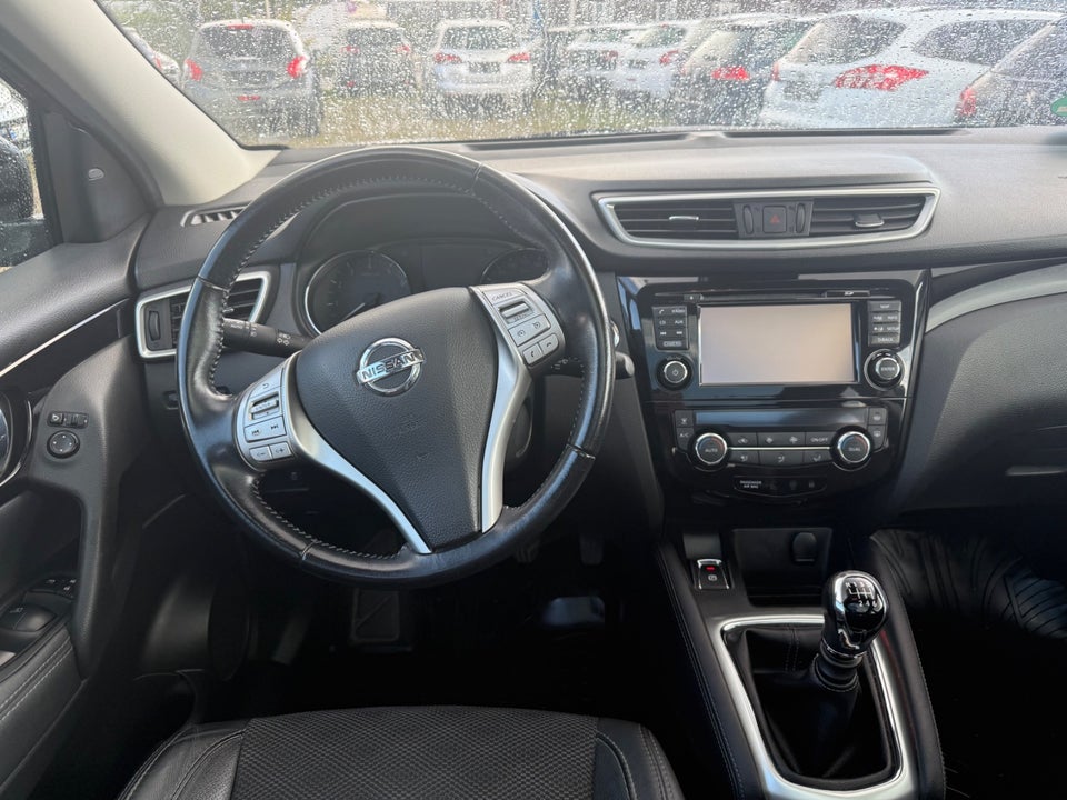 Nissan Qashqai 1,2 Dig-T 115 Tekna 5d