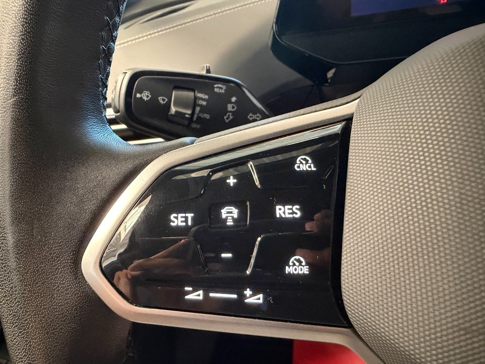 VW ID.4 77 Pro 5d