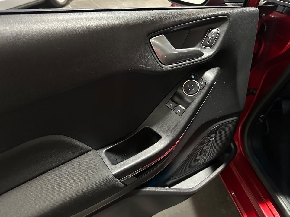 Ford Fiesta 1,0 EcoBoost Titanium 5d