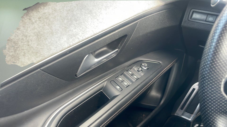 Peugeot 3008 1,6 Hybrid Active Pack EAT8 5d