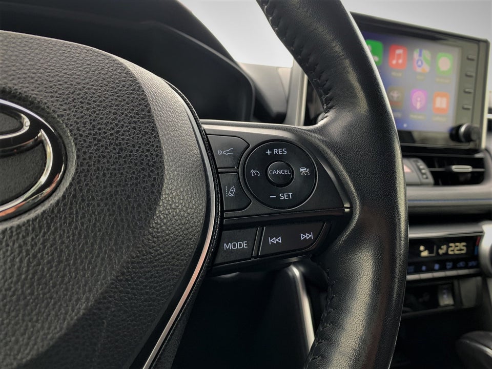 Toyota RAV4 2,5 Hybrid H3 Business MDS 5d