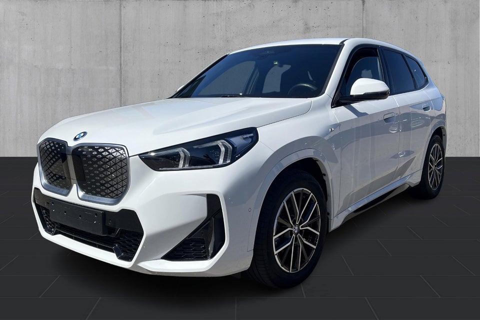 BMW iX1 eDrive20 M-Sport 5d