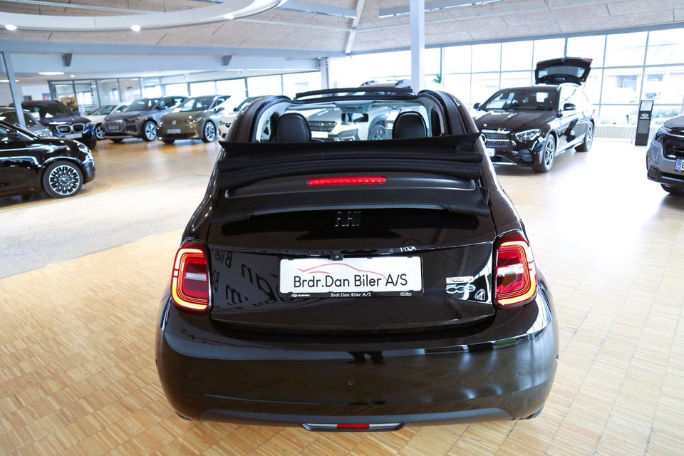 Fiat 500e 42 Icon Pack Cabrio 2d