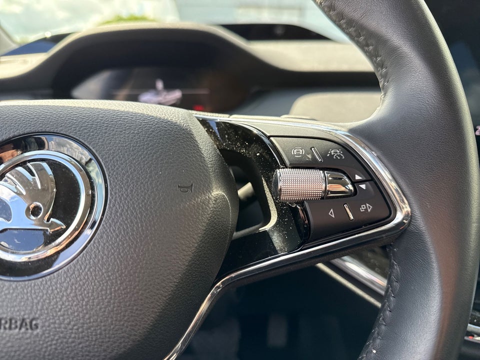 Skoda Enyaq 80 iV Suite 5d